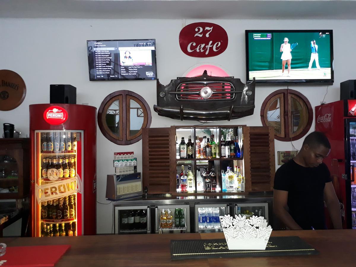 27 Cafe Zanzibar Airport Hotel Exterior foto